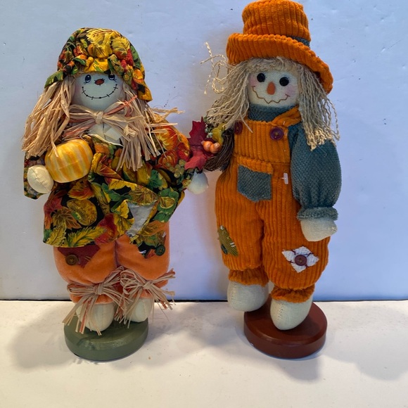 Other - NWOT & Vintage Set of 2 Self-Standing Plush Farmer & his Wife